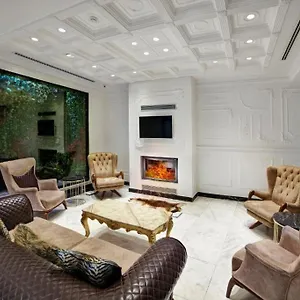 White Monarch 4* İstanbul
