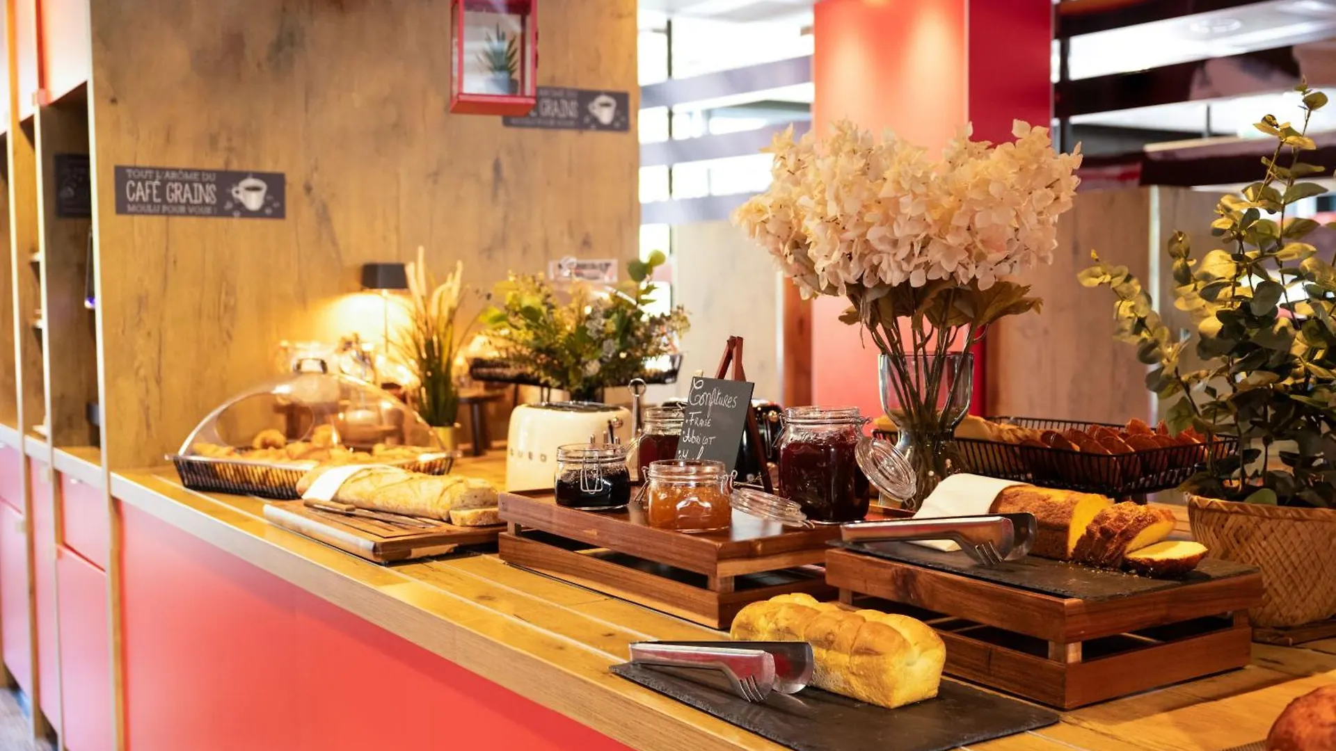 Ibis Geneve Centre Nations Hotel 3*, Geneva Switzerland